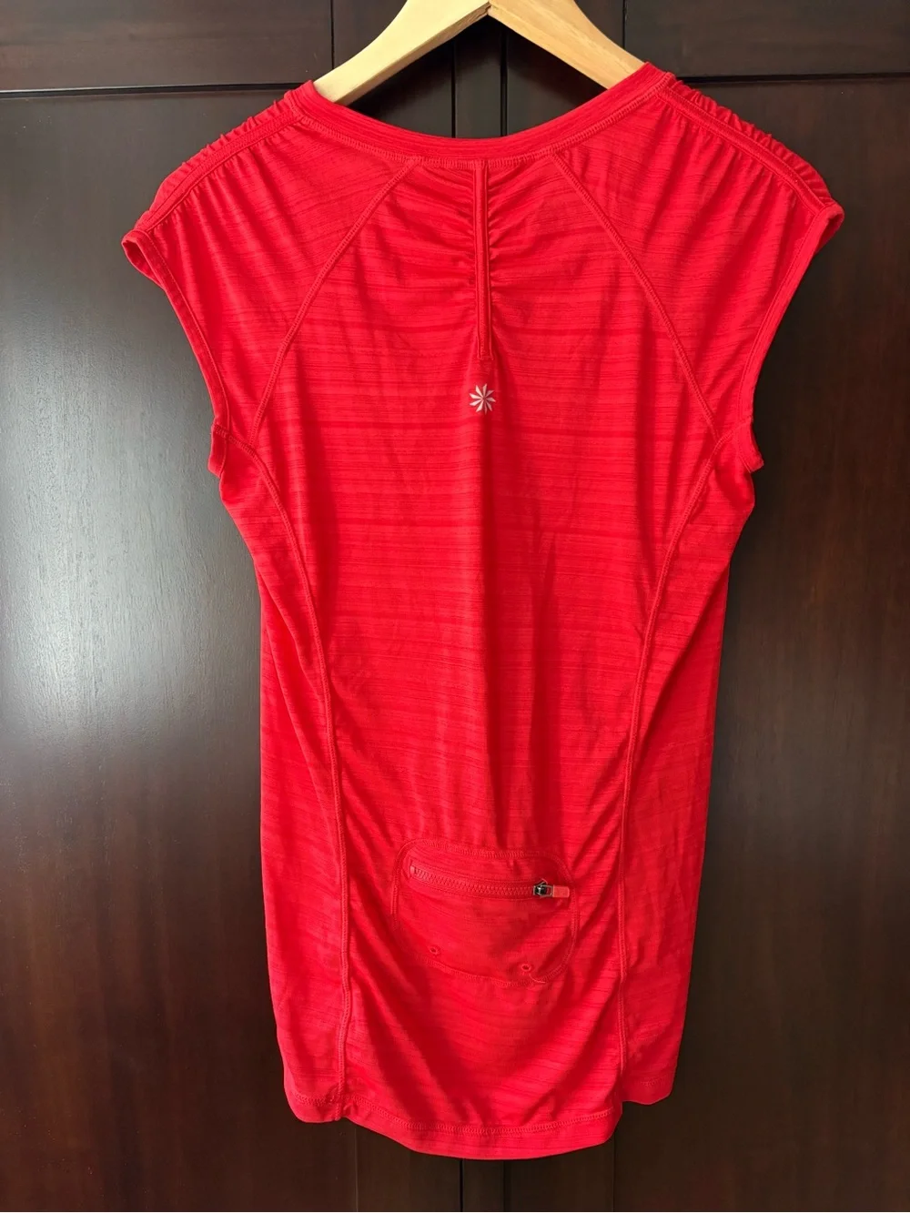 Athleta Women’s Bright Red Seamless Sun Shirt/Rash Guard